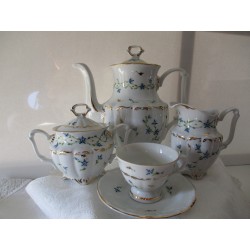 SERVITO DA CAFFE' FIORDALISI